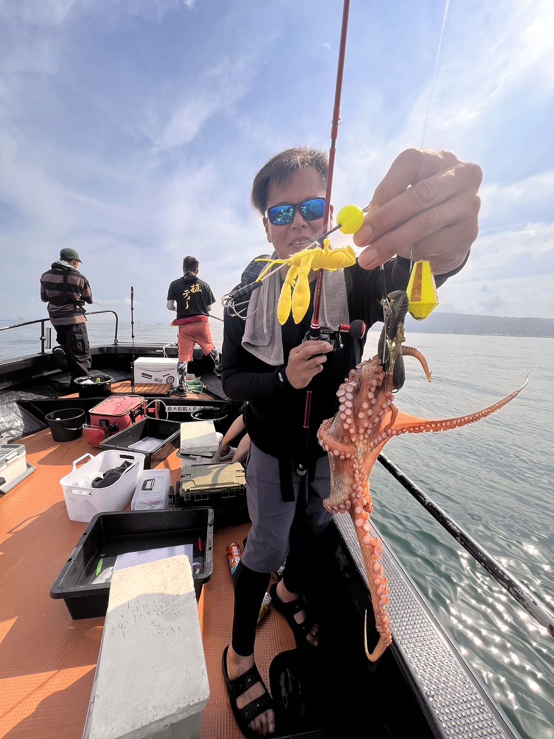 釣果速報「 8/8 (金) タコ🐙便 」 - 黒い釣り船パイレーツDAIYUMARU
